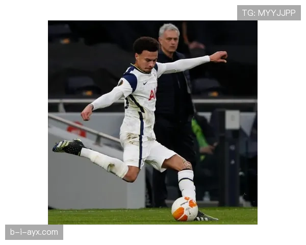 穆里尼奥盛赞球队坚韧精神力，状态回暖成取胜关键