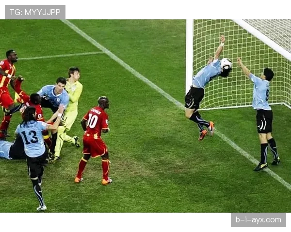 苏亚雷斯赛场上能咬人，私下却把每件衣服当收藏，这反差我消化不来